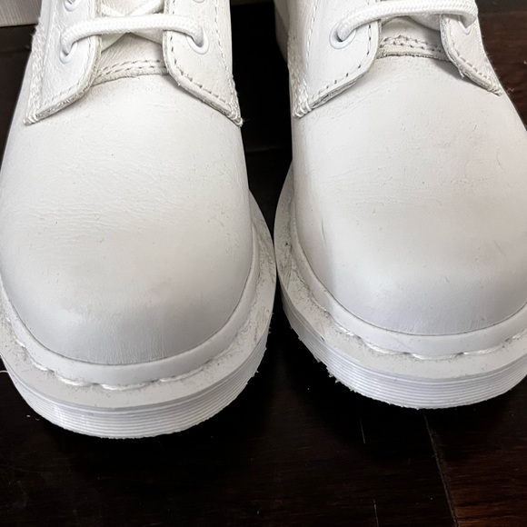 ❌SOLD❌ Doc Martens White Boots - Picture 7 of 8